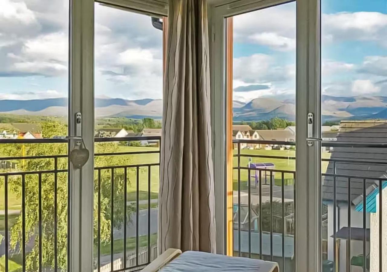 The View At No 10 Appartement Aviemore Buitenkant foto